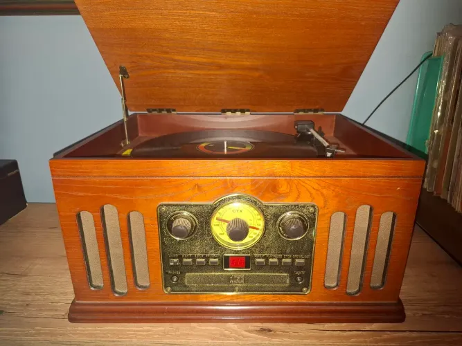 Toca disco, K7, CD - Aparelho de Som Vintage 4X1