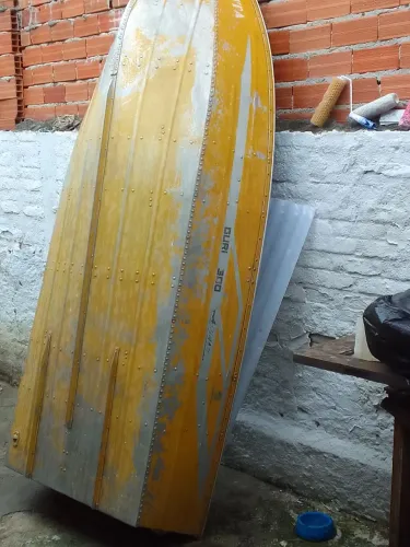 Barco de alumínio