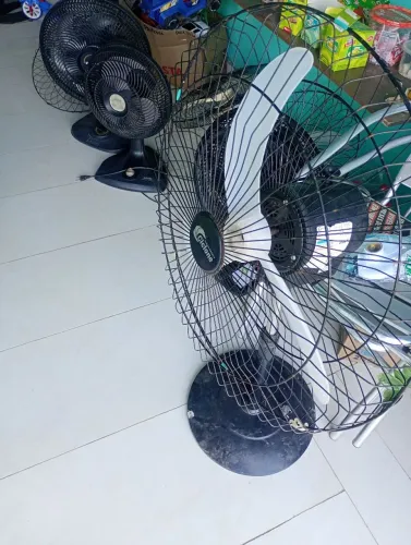 Vários ventiladores