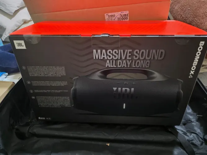 Caixa de Som Bluetooth JBL Boombox 4