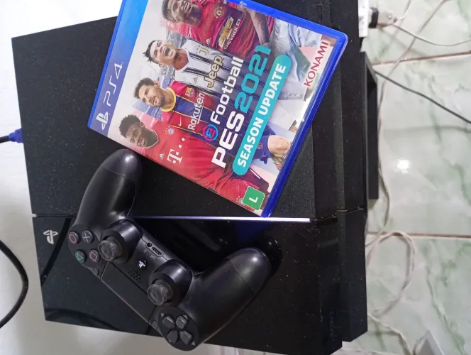 PS4 com Jogo EFootball PES 2021 (Season Update)