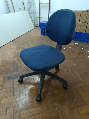 Cadeira escritório tipo executivo
