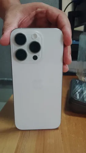 iPhone 15 pro 128gb BRANCO