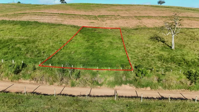 Terreno para venda com 1.000,00 m², aceito carro ou moto no negócio!