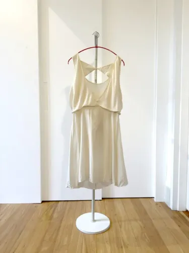 Vestido Emannuelle Junqueira seda branco 40