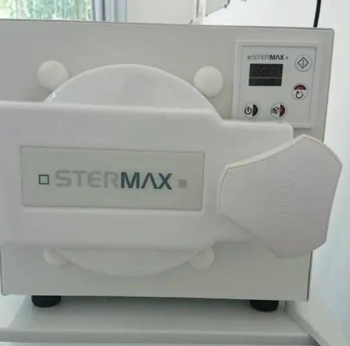 Autoclave Stermax compacta 7 litros 127V pouco uso