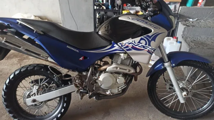Vende-se falcon 400