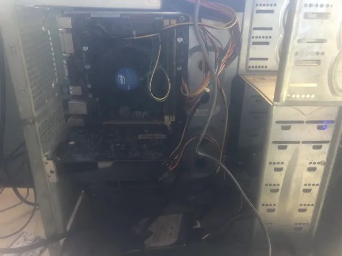 Pc para estudos e jogos leves