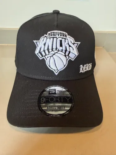 Boné New Era New York Knicks 9forty 940 Cor Preto