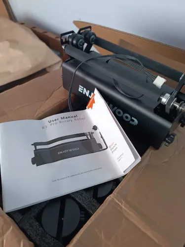 Vendo uma Enjoywood E20, máquina de gravação e corte a laser.