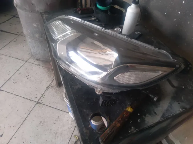 Farol do Honda fit original lado esquerdo 2016