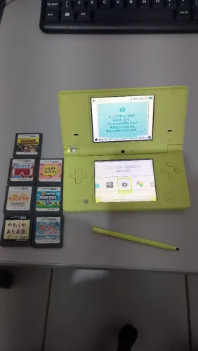 Nintendo DSi lime Green