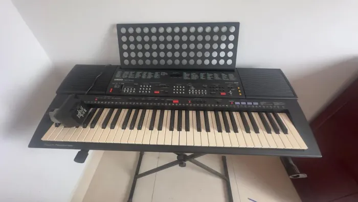 Teclado Yamaha psr 550