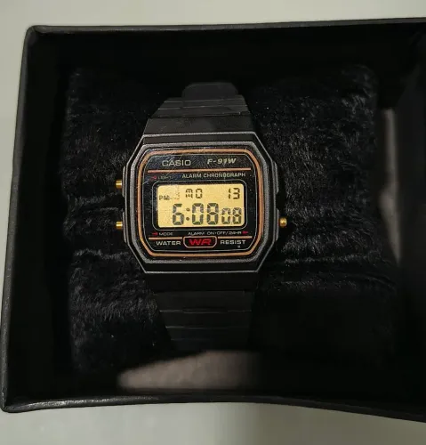 Relógio digital Casio F-91WG-9 original