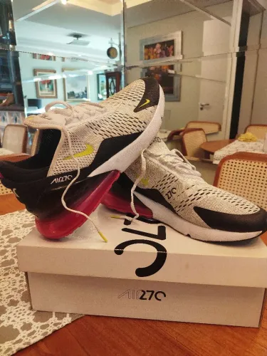 NIKE AIR MAX 270 - ORIGINAL