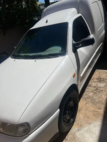 Volkswagen Van 1.6 MI (furgão) 2001
