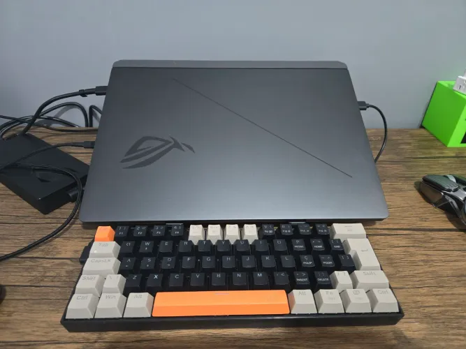 Notebook Gamer ROG Strix G16 Ultra 9 275HX RTX 5070 32GB 1TB