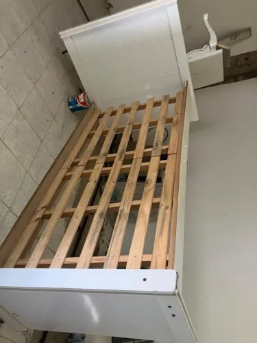 Cama de solteiro 