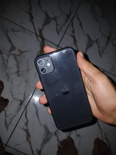 iPhone 11 todo bom - troco em Android bom 