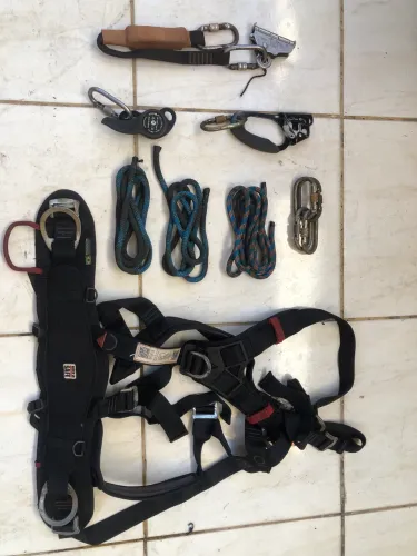 Cinto alpinista tipo PQD Ultra safe