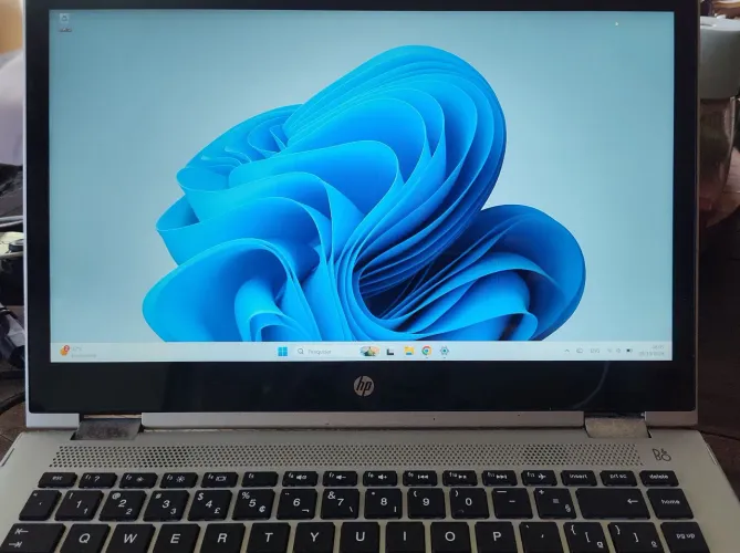 Notebook Hp x 360 convertible vira tablet