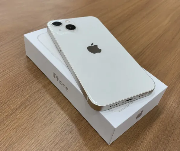 iPhone 13 semi novo