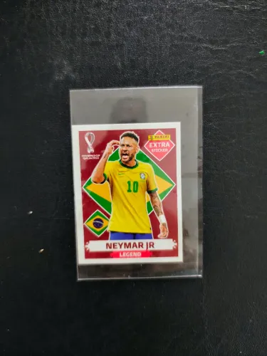 Figurinha do Neymar 2022 legend bordô
