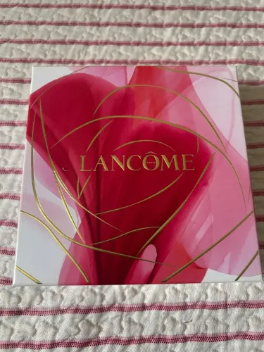 Kit perfume e loção la vie est belle