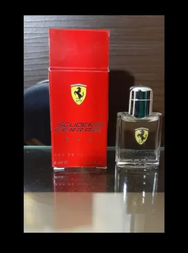 Perfumes importados em Miniatura