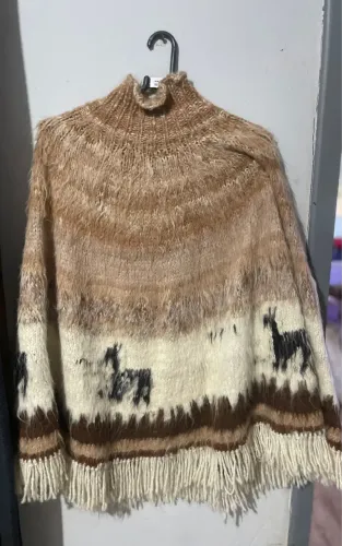 Poncho de lá tamanho G