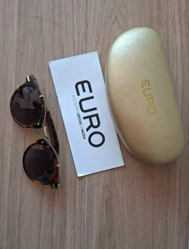 Óculos de sol feminino Euro