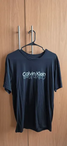 Calvin klein CK camiseta preta masculina tam. G nova sem etiqueta.