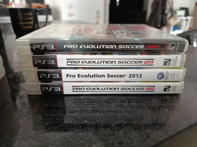 Lote 4 jogos originais Pro Evolution Soccer para Playstation 3