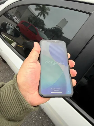 iPhone 11