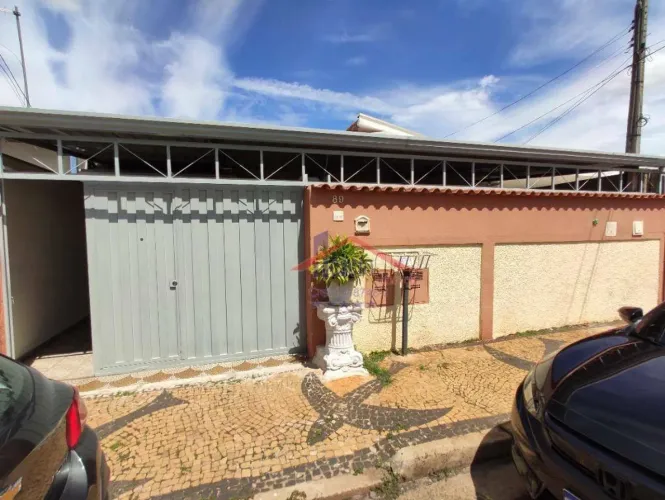 Casa com 5 dormitórios para alugar, 200 m² por R$ 4.390,00/mês - Parque Taquaral - Campina