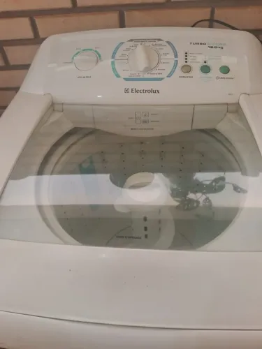 vendo máquina de lavar Eletrolux 12 kilos