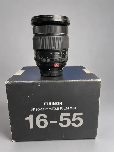 lente Fujifilm Fujinon XF 16-55mm f/2.8 R LM WR
