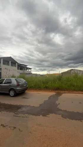 Vende-se lote no bairro Guaruja Montes Claros