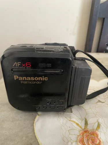 Filmadora Panasonic- Antiga.