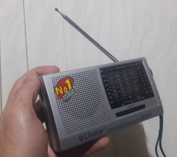 Rádio antigo AM FM SW 12 faixas RELIQUIA funcionando 