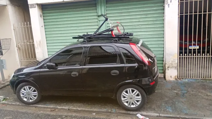 Chevrolet Corsa Hatchback 1.8 MPFI Flexpower 8V 5P 2004
