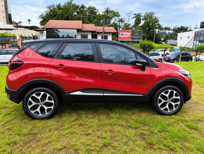 Renault Captur Intense Bose 1.6 16V Flex 5P AUT 2021