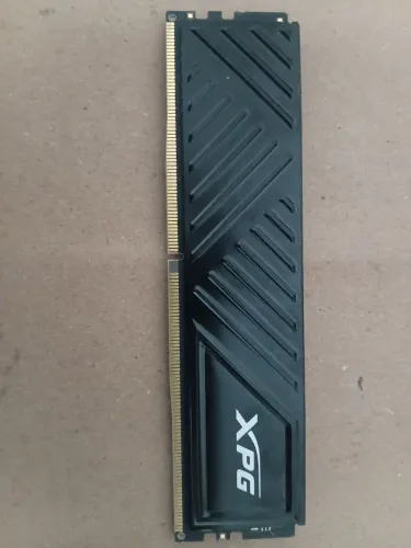 Memória XPG DDR4 16GB