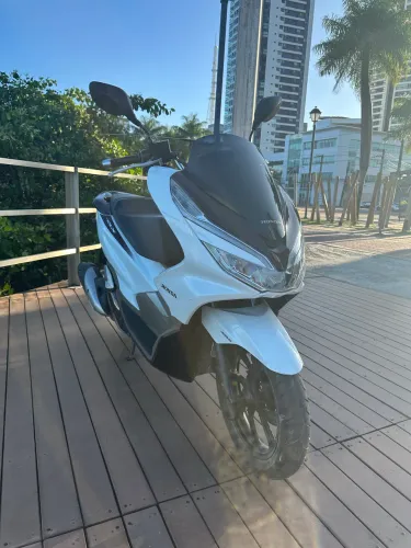 PCX 150 DLX 2021 7.500 km