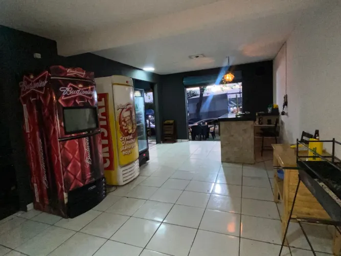 Vende-se ou troca bar e restaurante 