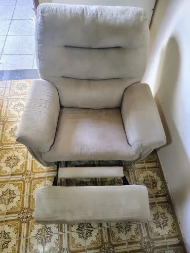 Poltrona reclinável