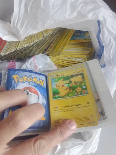 Vendo mais de 300 cartas pokemon