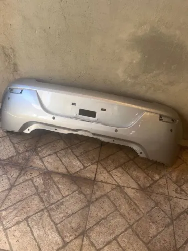 Para-choque traseiro original Sandero 2019 a 2022