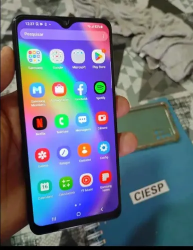 Smartphone Samsung A31 em ótimo estado de conservação e de funcionamento