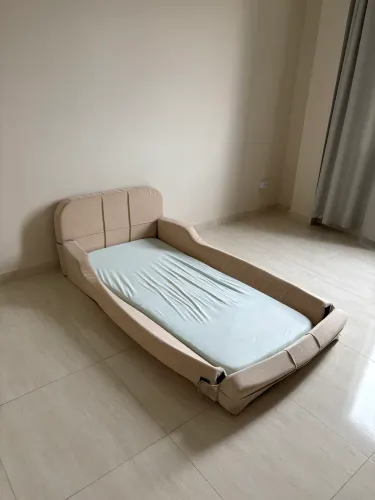 Cama montessoriana com colchão 